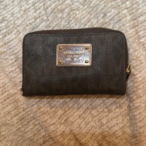 Michael Kors wallet